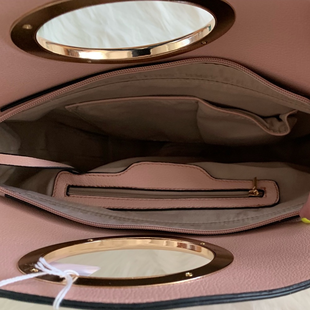 Handbag - Picture 3 of 4